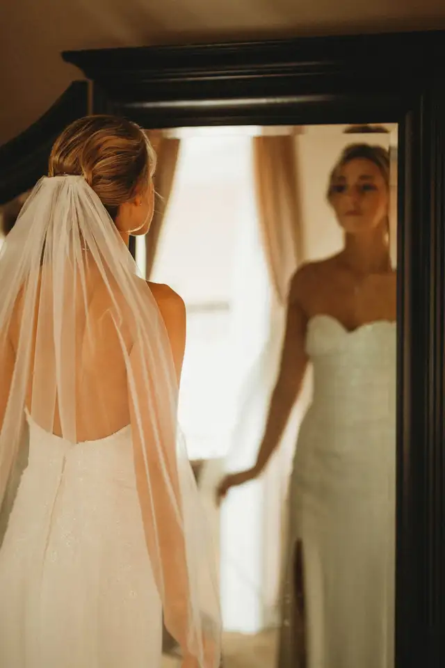 Real Bride: Adeline dalam Custom A-Line Gown Beraksen French Lace